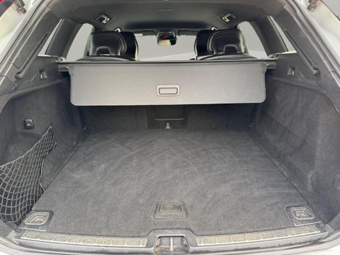 Volvo XC60 2.0 D4 R-Design Auto AWD Euro 6 (s/s) 5dr 56