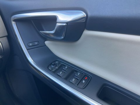 Volvo V60 2.0 D4 Lux Nav Auto Euro 6 (s/s) 5dr 17