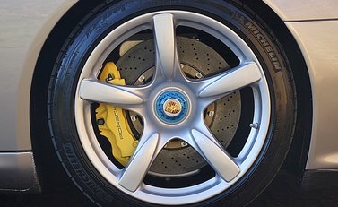 Porsche Carrera GT 10