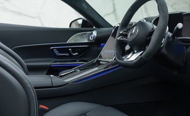 Mercedes-Benz SL Class SL63 AMG PERFORMANCE 16