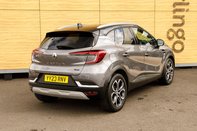 Renault Captur TECHNO E-TECH 2