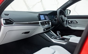 BMW M3 COMPETITION M XDRIVE 18