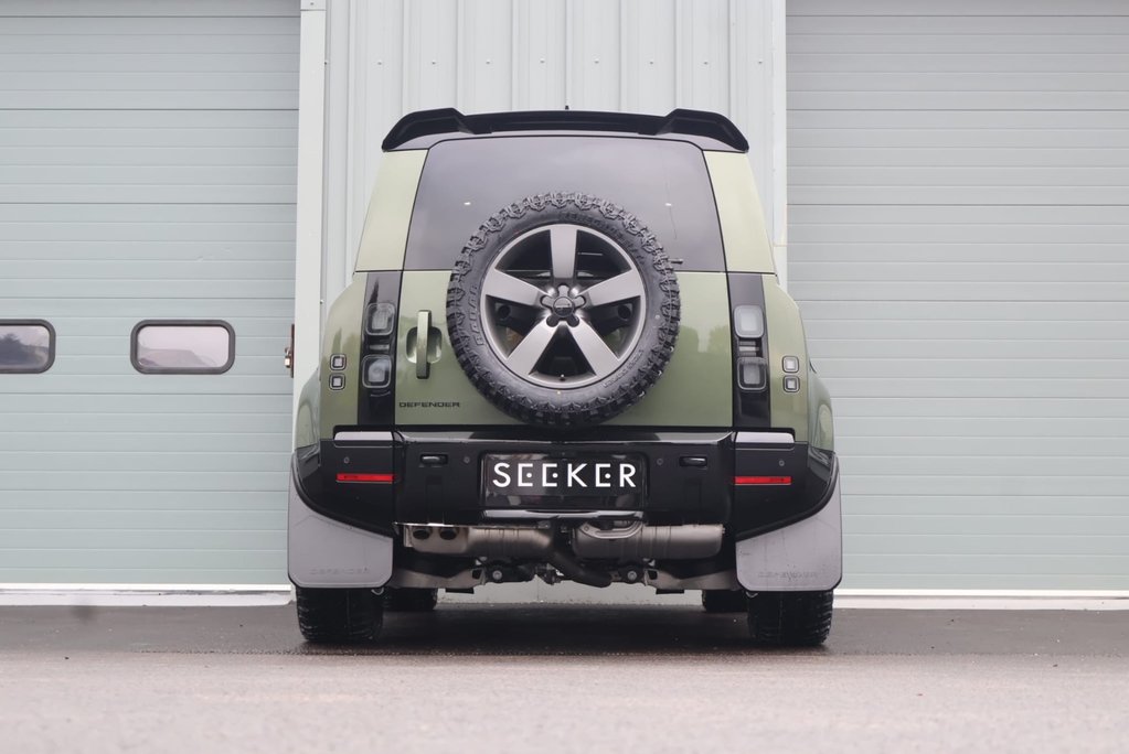 Land Rover Defender 110 BRAND NEW D350 HARD TOP X-DYNAMIC HSE GENUINE REAR SEATS FITTED  5