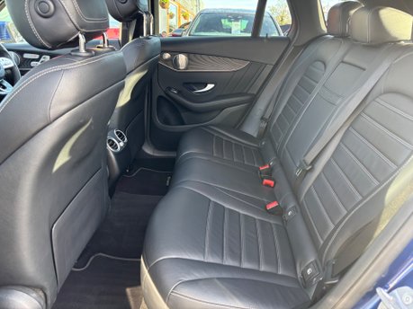 Mercedes-Benz GLC GLC300 MHEV 2.0 AMG Line (Premium Plus) 5dr Petrol 4MATIC Euro 6 (272ps) 11
