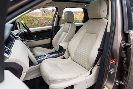 Land Rover Discovery Sport TD4 HSE LUXURY 28