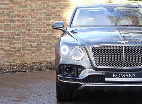 Bentley Bentayga 6