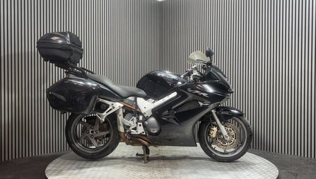 Honda VFR 2008 VTEC FULL LUGGAGE GOOD RUNNING PROJECT BIKE 800CC