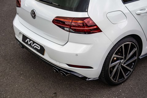 Volkswagen Golf 2.0 Golf R TSi Semi-Auto 4WD 5dr 42