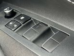Toyota Corolla 2.0 VVT-h Icon Hatchback 5dr Petrol Hybrid CVT Euro 6 (s/s) (196 ps) 33