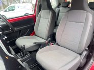 Volkswagen Up 1.0 Move Up 3dr 32