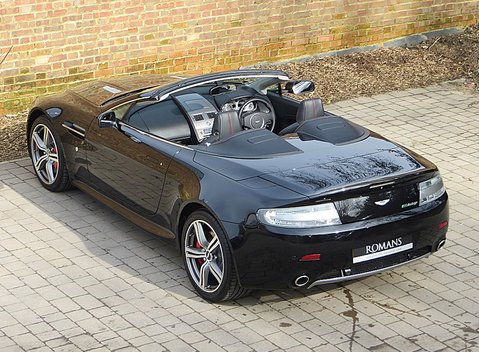 Aston Martin V8 Vantage N400 Roadster 8