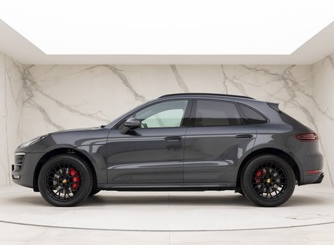 Porsche Macan GTS 2