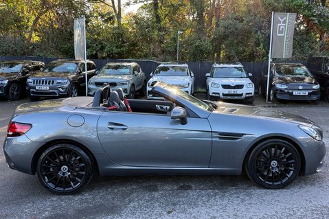 Mercedes-Benz SLC SLC 200 AMG LINE - AIRSCARF -9 MERCEDES SERVICES -HEATED SEATS -PAN ROOF 5