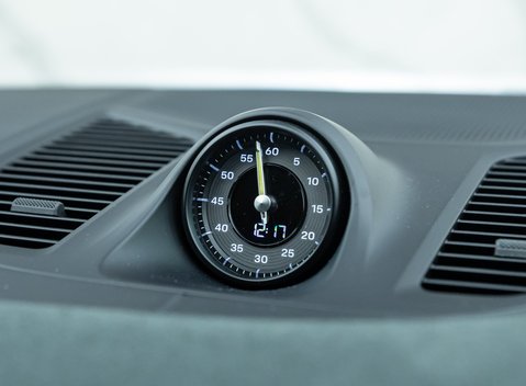 Porsche Cayenne TURBO E-HYBRID GT 19