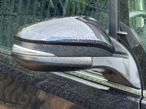 Toyota Esquire Hybrid 1.8 Hybrid Xi Edition 66