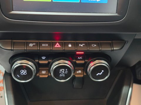 Dacia Duster 1.3 TCe Prestige Euro 6 (s/s) 5dr 24