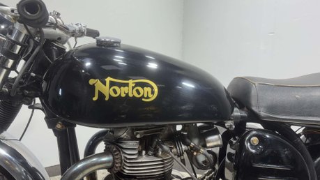 Norton Dominator SS 1962 CLASSIC BARN FIND PROJECT BIKE SPARES OR REPAIR 600CC 31