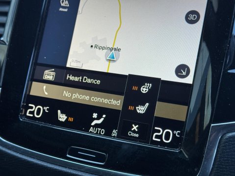 Volvo XC90 2.0 D5 PowerPulse R-Design Pro Auto 4WD Euro 6 (s/s) 5dr 7