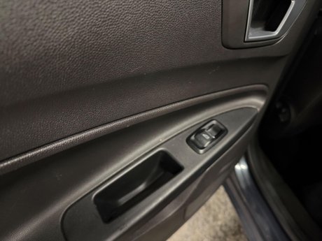 Ford Fiesta 1.0T EcoBoost Titanium X Euro 5 (s/s) 5dr 35