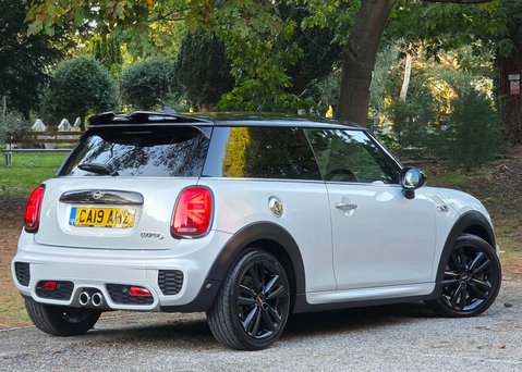 Mini Hatch 2.0 Cooper S Sport Auto 3dr 43