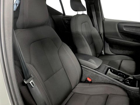 Volvo XC40 Recharge Twin 82kWh Core SUV 5dr Electric Auto AWD (408 ps) Cruise Control 11