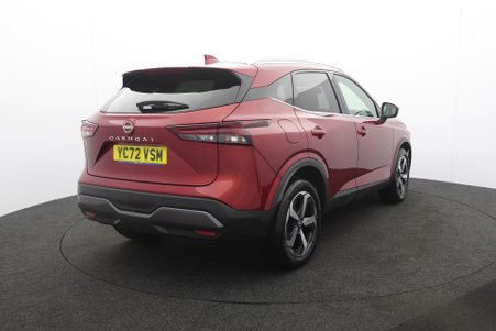 Nissan Qashqai 5dr 1.3 DIG-T MHEV N-Connecta Petrol Hybrid Glass Roof Pack
