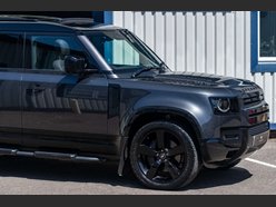 Land Rover Defender 3.0 Defender X-Dynamic HSE D MHEV Auto 4WD 5dr 24