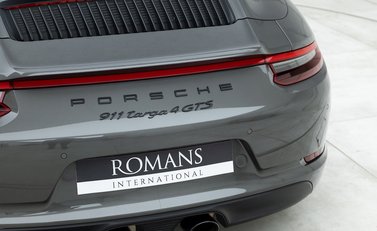 Porsche 911 Targa 4 GTS (991.2) Targa 25