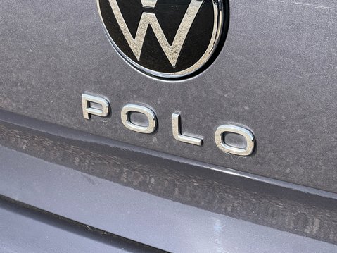 Volkswagen Polo LIFE TSI DSG 20