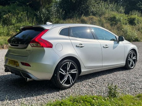Volvo V40 2.0 V40 R-Design Pro D4 5dr 5
