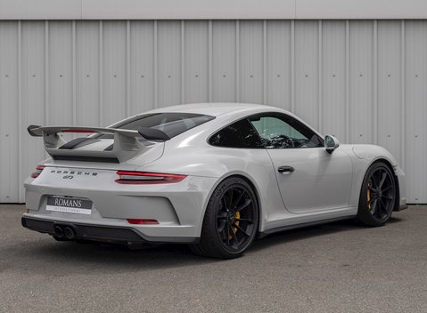 Porsche 911 GT3 (991.2) 7
