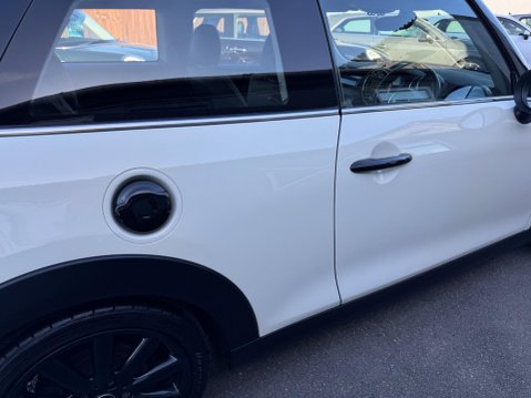 Mini Hatch 2.0 Cooper S Hatchback 3dr Petrol Manual Euro 6 (s/s) (192 ps) 46