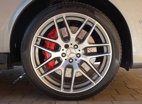 Mercedes-Benz GLE GLE 63 S 12