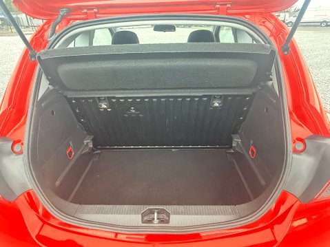 Vauxhall Corsa 1.4 Corsa SRI Nav 3dr 9