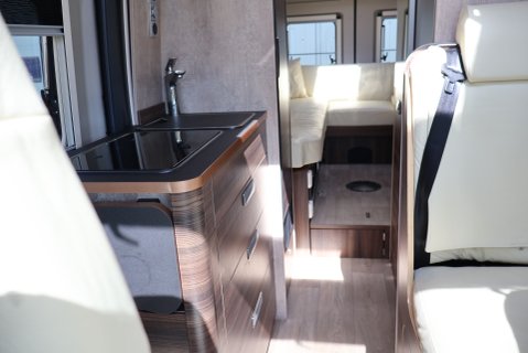Fiat Ducato Laika 646 ECOVIP 180 BHP Auto huge factory upgrades cost new £98K    56