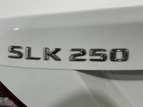Mercedes-Benz SLK 2.1 SLK250 CDI AMG Sport G-Tronic+ Euro 5 (s/s) 2dr 52