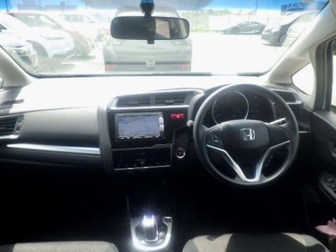 Honda Jazz 1.3 i-VTEC SE Navi Hatchback 5dr Petrol CVT Euro 6 (s/s) (102 ps) 7