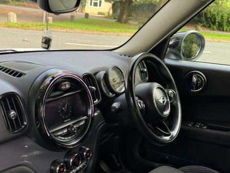 Mini Countryman COOPER D 49