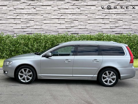Volvo V70 2.0 V70 SE Luxury D4 Auto 5dr 4