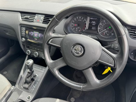 Skoda Octavia 1.6 TDI S DSG Euro 5 (s/s) 5dr 2