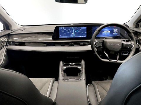 OMODA E5 61.05kWh Comfort SUV 5dr Electric Auto (204 ps) One Owner 19