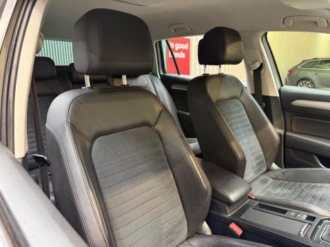 Volkswagen Passat 2.0 TDI BlueMotion Tech GT Euro 6 (s/s) 5dr 33