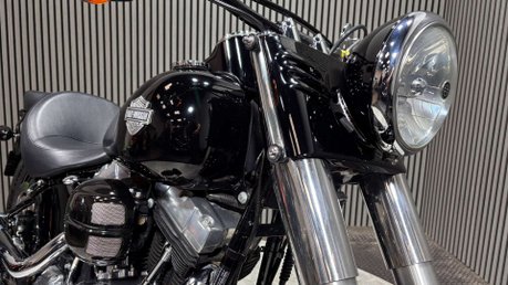Harley-Davidson Softail 1690 FLS SLIM 2016 ONLY 9K 1 GENUINE OWNER STUNNING CRUISER 38