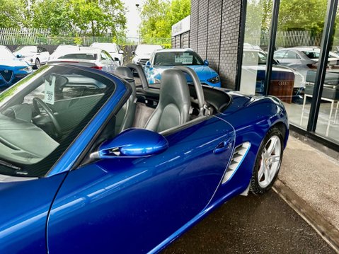 Porsche Boxster 2.7 987 2dr 37