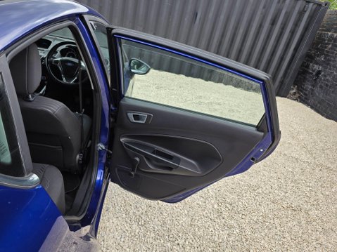 Ford Fiesta 1.0T EcoBoost Zetec Euro 5 (s/s) 5dr 12