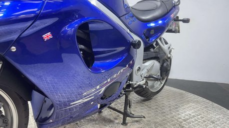 Triumph Sprint 2002 27K RUNNING PROJECT BIKE SPARES OR REPAIR SPORTS TOURER 12