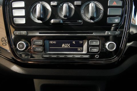 Volkswagen Up MOVE UP 24