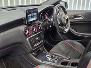Mercedes-Benz A Class 2.0 A45 AMG Hatchback 5dr Petrol SpdS DCT 4MATIC Euro 6 (s/s) (381 ps) 8