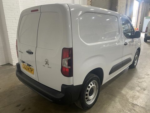 Peugeot Partner BLUEHDI PROFESSIONAL PREMIUM PLUS L1 5