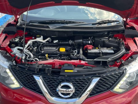 Nissan Qashqai 1.6 dCi Tekna 2WD Euro 6 (s/s) 5dr 45